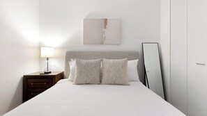 2 bedrooms, desk, iron/ironing board, WiFi - Landing | Chic 2BD, Game Room, Pool (Hyattsville)