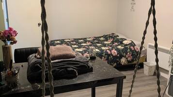 5 chambres, fer et planche Ă repasser, Wi-Fi, draps fournis
