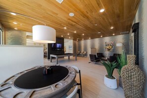 Games room - Landing | Incredible 2BD, Gym (Fort Worth)