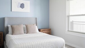 1 bedroom, desk, iron/ironing board, WiFi - Landing | Modern 1BD, Pool, Clubhouse (Nashville)
