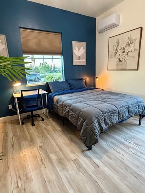Room - Cozy 1-bedroom studio in lovely Clovis with AC, unit 3 (Clovis)