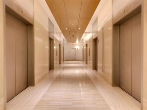 Interior - Landing | Spectacular 2BD, Yoga Studio, Game Room (Kansas City)