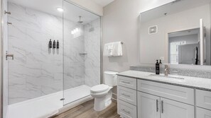 Bathroom - Landing | Amazing 2BD, Game Room, Gym (Richmond)