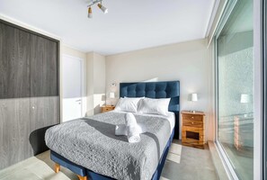 2 bedrooms, iron/ironing board, WiFi - Coastal Vibe 2D Parking, Views and Desk (Viña del Mar)