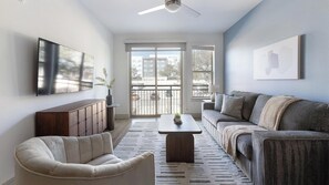 Smart TV - Landing | Amazing 1BD, Clubhouse, Gym (Austin)