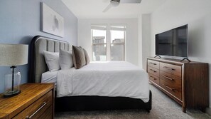 1 chambre, bureau, fer et planche à repasser, Wi-Fi