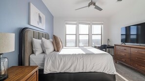 2 bedrooms, desk, iron/ironing board, WiFi - Landing | Incredible 2BD, Gym, Clubhouse (Austin)