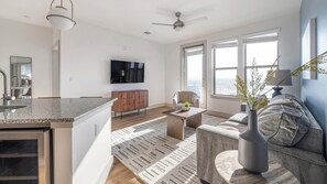 Smart TV - Landing | Incredible 2BD, Gym, Clubhouse (Austin)