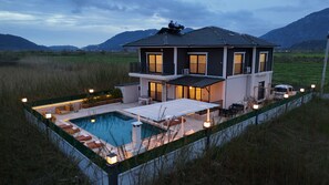Exterior - Spacious 6 bedroom villa in brilliant Ortaca with AC (Ortaca)