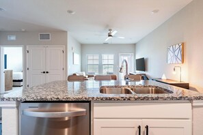 Interior - Landing | Beautiful 1BD, Gym, Pool (Palm Bay)