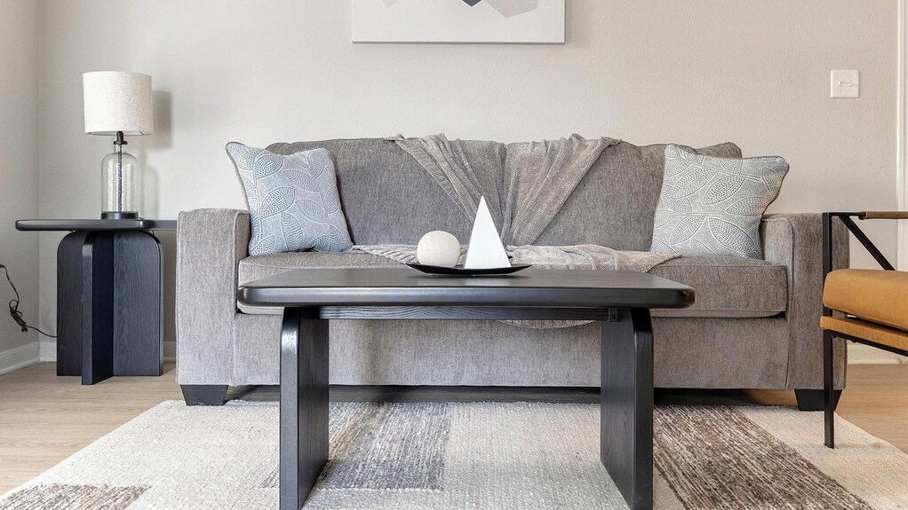 Landing | Spectacular 2bd, Game Room, Gym - Charlottesville, VA