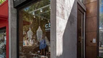 Deluxe-værelse til 4 personer - udsigt til have | Udvendig detalje