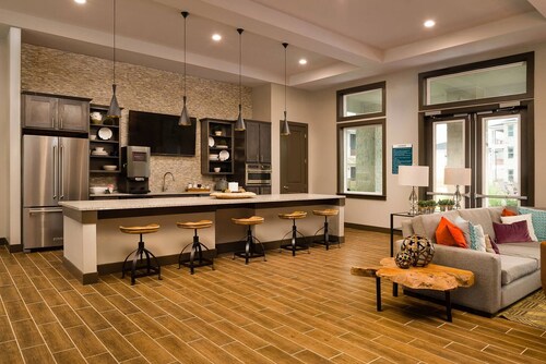 Landing | Amazing 1BD in Eastpoint
