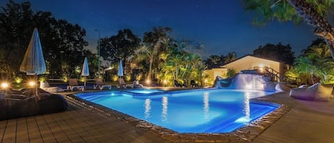 Utomhuspool
