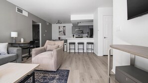 Smart TV - Landing | Beautiful 2BD, Courtyard (Paradise)