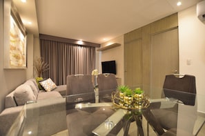 Suite, City View | Dining room - Semillero Obispado (Monterrey)