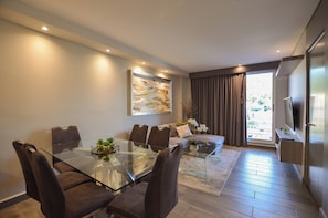 Suite, City View | Living area - Semillero Obispado (Monterrey)