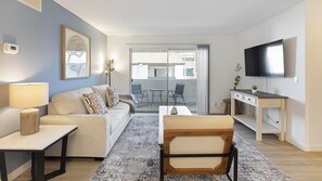 Smart TV - Landing | Beautiful 2BD, Courtyard (Paradise)