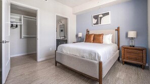 2 bedrooms, desk, iron/ironing board, WiFi - Landing | Spectacular 2BD, Clubhouse, Gym (Fort Myers)