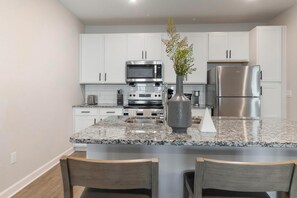 Fridge, dining tables - Landing | Beautiful 1BD, Pool, Gym (Palm Bay)