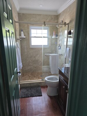 Bathroom - Blue Moon #204. 2 Bedroom 1 Bath Condo in Beautiful downtown Clayton (Clayton)