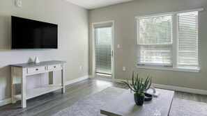 Interior - Landing | Beautiful 1BD, Pool, Gym (Clearwater)
