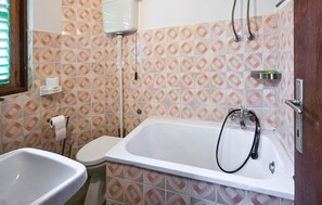 Hair dryer - 2 bedroom gorgeous apartment in Slatine (Slatine)