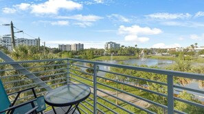 Property grounds - Landing | Spectacular 1BD, Pool, Gym (Clearwater)