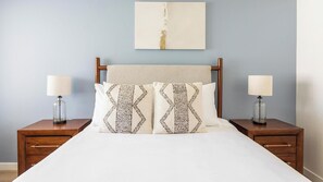 2 Schlafzimmer, Schreibtisch, Bügeleisen/Bügelbrett, WLAN