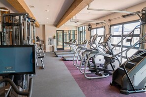 Fitness facility - Landing | Chic 2BD, Clubhouse, Gym (Hickory)