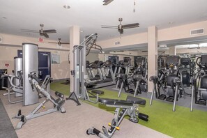 Fitness facility - Landing | Beautiful 1BD, Clubhouse, Gym (Houston)
