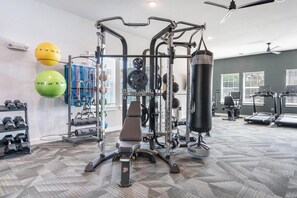 Fitness facility - Landing | Incredible 1BD, Gym (Port Royal)