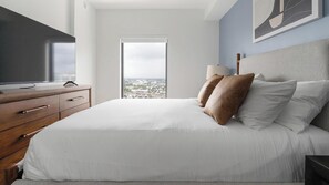 2 bedrooms, desk, iron/ironing board, WiFi - Landing | Incredible 2BD, Pool (Miami)