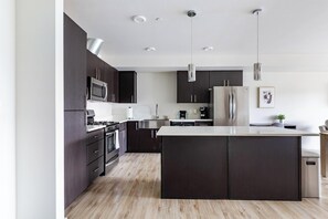 Fridge, dining tables - Landing | Amazing 1BD, Pool, Clubhouse (Portland)