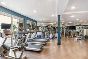 Fitness facility - Landing | Spectacular 1BD, Yoga Studio (Denver)