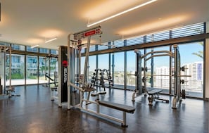 Fitness facility - Bright 2-bedroom apartment with AC in peaceful Miami neighborhood (Miami)