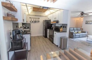 Private kitchen - Guest Favorite! Tropical Home Heated Pool, 3 Bedrooms, 2 Bathrooms, Fenced Yard (Largo)