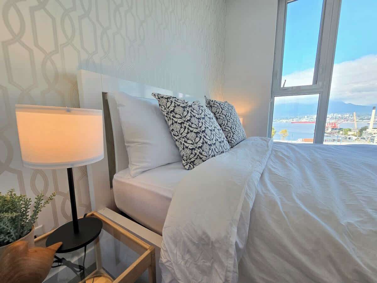 2 bedrooms, iron/ironing board, travel crib, WiFi