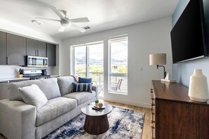 Smart TV - Landing | Beautiful Studio in Central City (Salt Lake City)