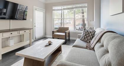 Landing | Modern 1BD, Gym, Courtyard