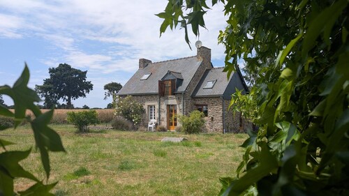 Charming stone house in Beaussais Sur Mer