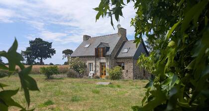 Charming stone house in Beaussais Sur Mer