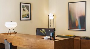 Lobby - Landing | Modern Studio in Lincoln Park (Chicago)