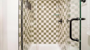 Bathroom - Landing | Modern Studio in Lincoln Park (Chicago)