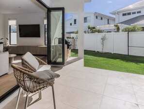 Terrace/patio - Black Wattle Beach House (Tweed)