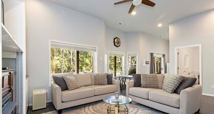 Wonderful 2-bedroom entire guest suite with AC in charming Sammamish