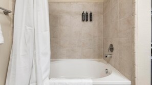 Bathroom - Landing | Beautiful 1BD, Gym (Austin)