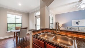 Interior - Landing | Amazing 1BD, Gym (Austin)