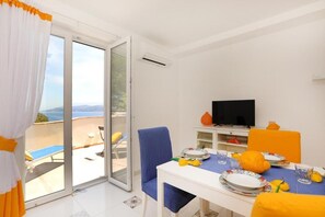 Dining - Casa Floriana Seaview - Panoramic Terrace in Capri (Capri)