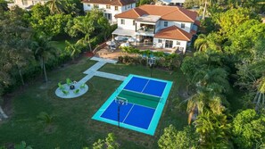 Sports court - Glam Manor by Glam Homes (Sunrise)